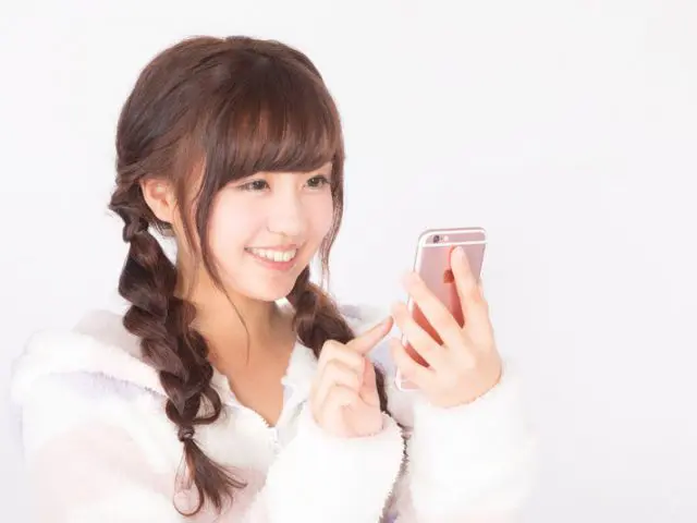 FANZA（ファンザ）ライブチャットの報酬はプロダクションによって異なる【チャットレディサイト】